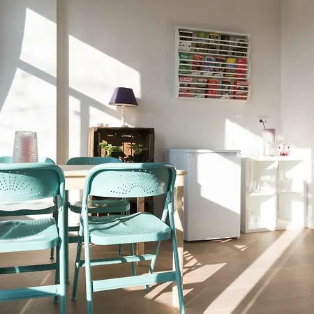 Artis Zoo Studio Homestay szállás *